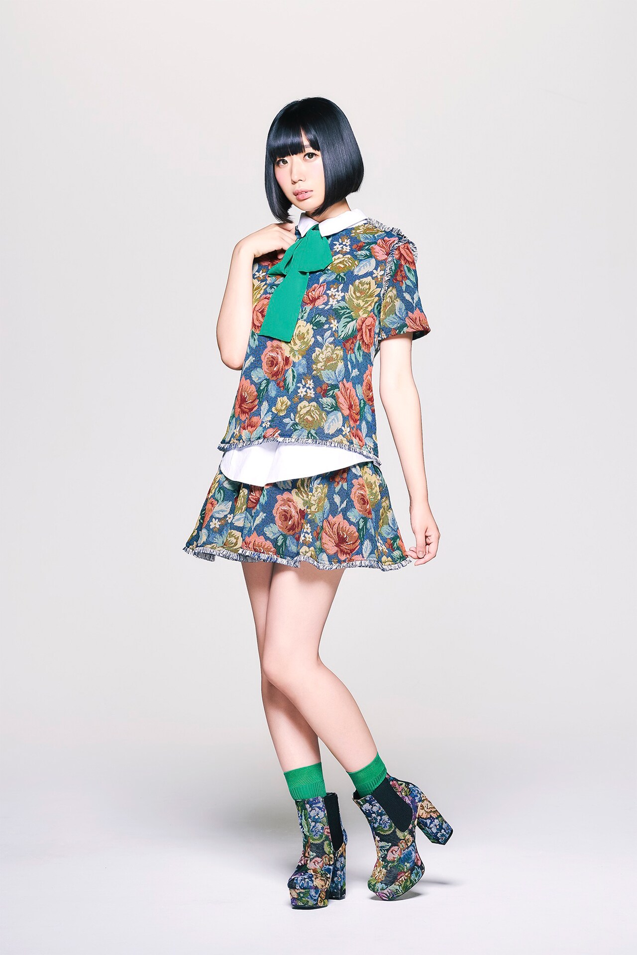 芸能界引退間近の夢眠ねむが吉田豪の部屋に