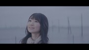 「絶対的幸福論（another ver.）」のMVのワンシーン。