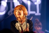 鈴木奈津美(Vo)(撮影:ヤオタケシ)