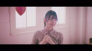 日向坂46「Footstep」ミュージックビデオのワンシーン。