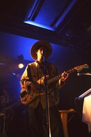 betcover!!（撮影：青木柊野）