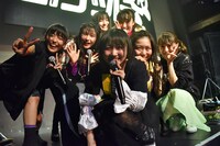 はちみつロケット「忠犬ハチ公」リリース記念イベントの様子。