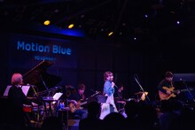 脇田もなり「Almost a Lady Live」の様子。