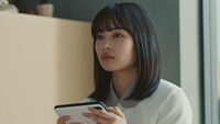 ソフトバンク新テレビCM「速度制限マン」編より。