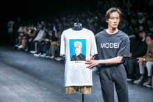 「NEGLECT ADULT PATiENTS」ランウェイショーの様子。