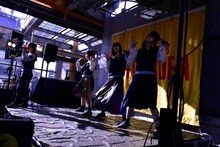 BiS1st（写真提供：日本クラウン）