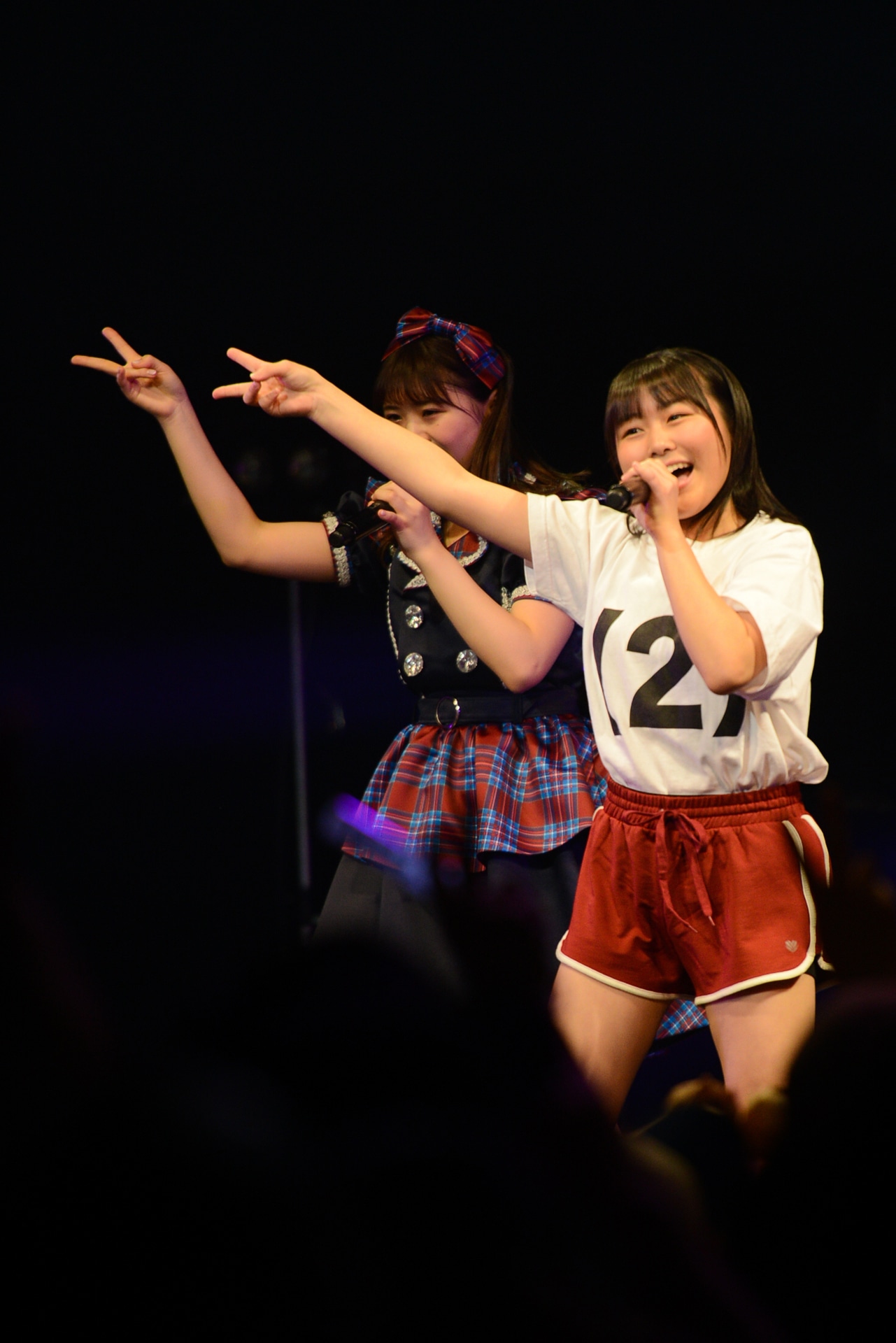橋村理子と島崎友莉亜。