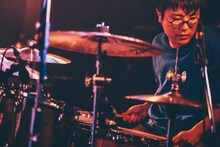 岩方ロクロー（Dr）（撮影：西槙太一）