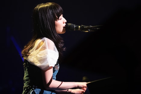 有安杏果 (c)Apricot Inc