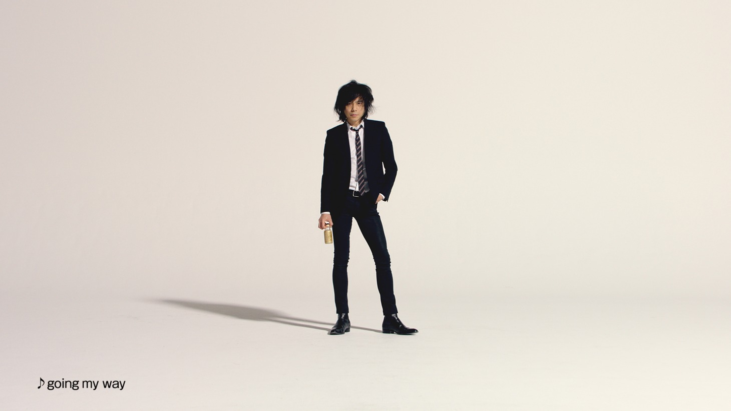 「THE SHOT」テレビCM「マイウェイでいこうぜ篇」より。