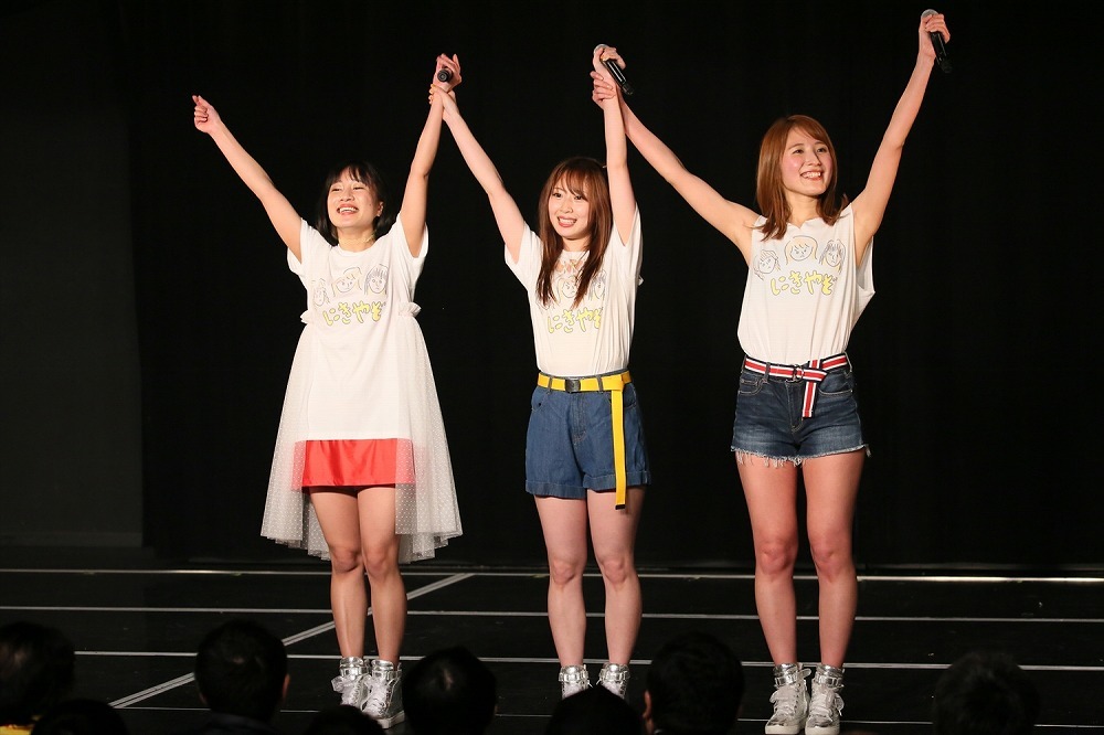 「二期生10周年公演～10年経ってもみんなに会いたかった～」の様子。