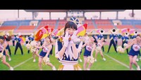 水瀬いのり「Catch the Rainbow!」ミュージックビデオのワンシーン。