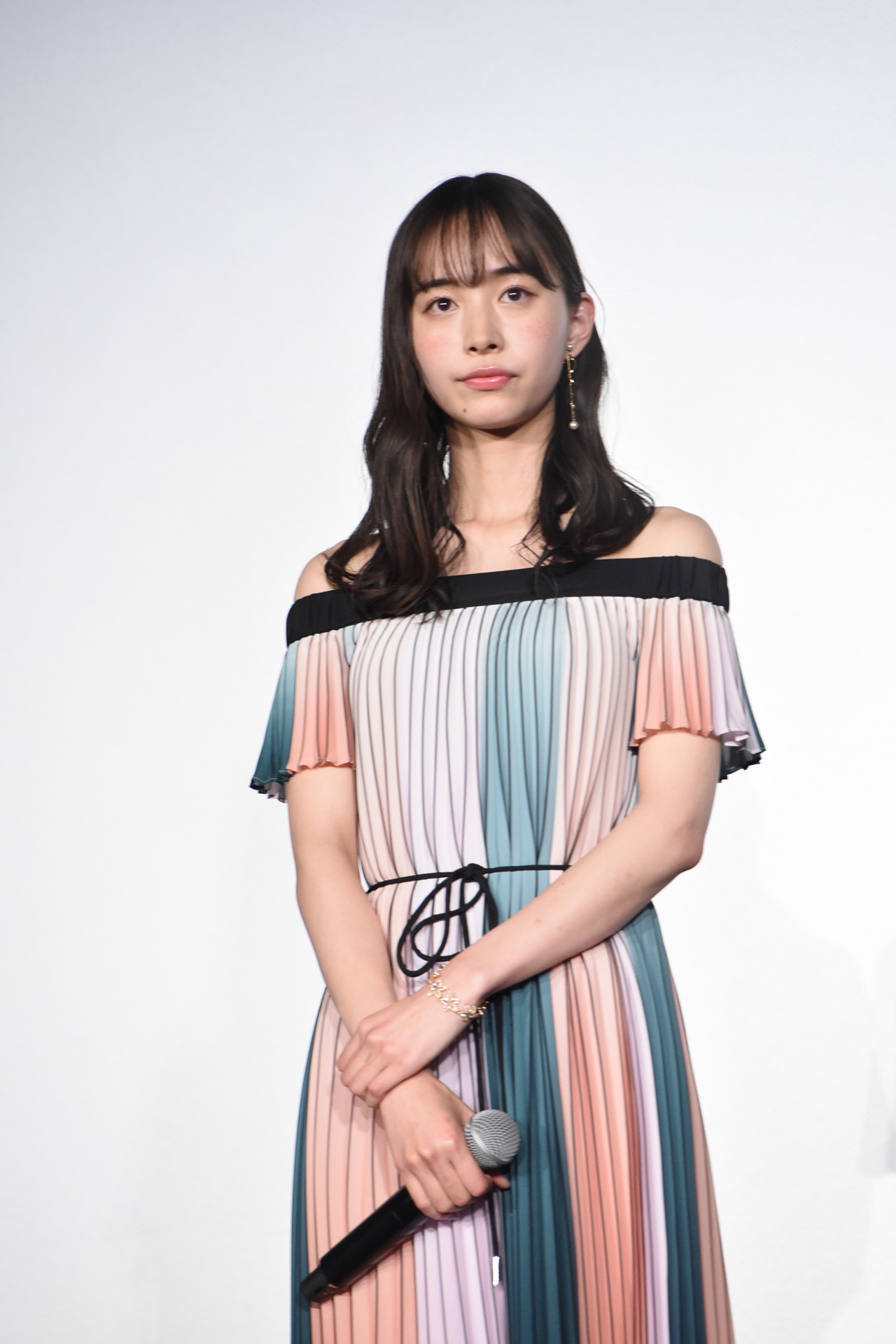 井桁弘恵