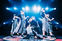 ばってん少女隊「ばってん少女隊の、田舎娘4th～四大都市のZEPPを巡るツアー～」東京・Zepp DiverCity TOKYO公演の様子。（Photo by Ray Otabe）