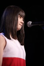 それいゆ（Vo, Glocken）（写真提供：ビクターエンタテインメント）