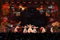 「まぼろしのユートピア～出雲大社の夜～」の様子。（写真提供：アソビシステム）