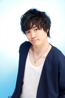 有栖川帝統役の野津山幸宏。