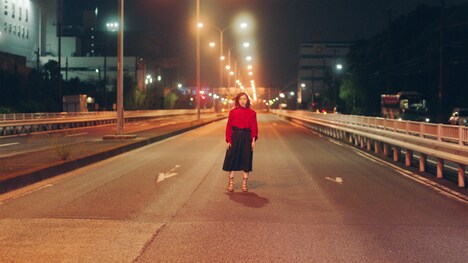 milet「航海前夜」ミュージックビデオのワンシーン。