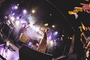 TWEEDEES「ショウほど素敵な商売はない～『DELICIOUS.』TOUR2019 」追加公演の様子。（撮影：スエヨシリョウタ）