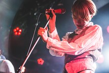 清浦夏実（Vo）（撮影：スエヨシリョウタ）