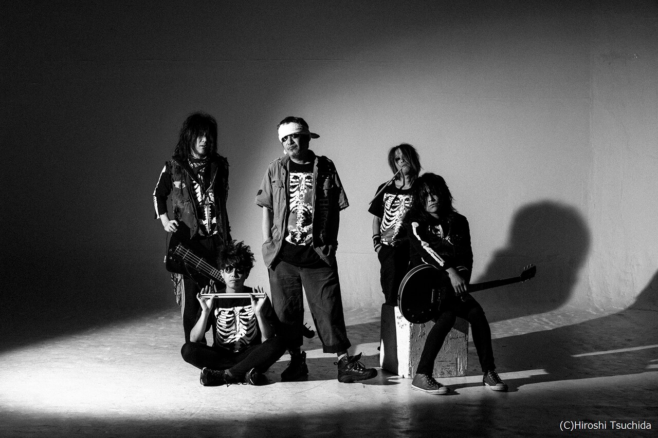 THE SLUT BANKS、横関敦参加の“METAL BANKS”でアルバム制作