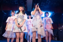 星歴13夜「星歴13夜 初ワンマンLIVE～13のよる～」の様子。（撮影：関上貴也）