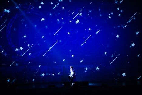 天月-あまつき-「Loveletter from Moon~Winter Tour 2018-2019~」東京・片柳アリーナ公演の様子。(撮影:大川晋児)