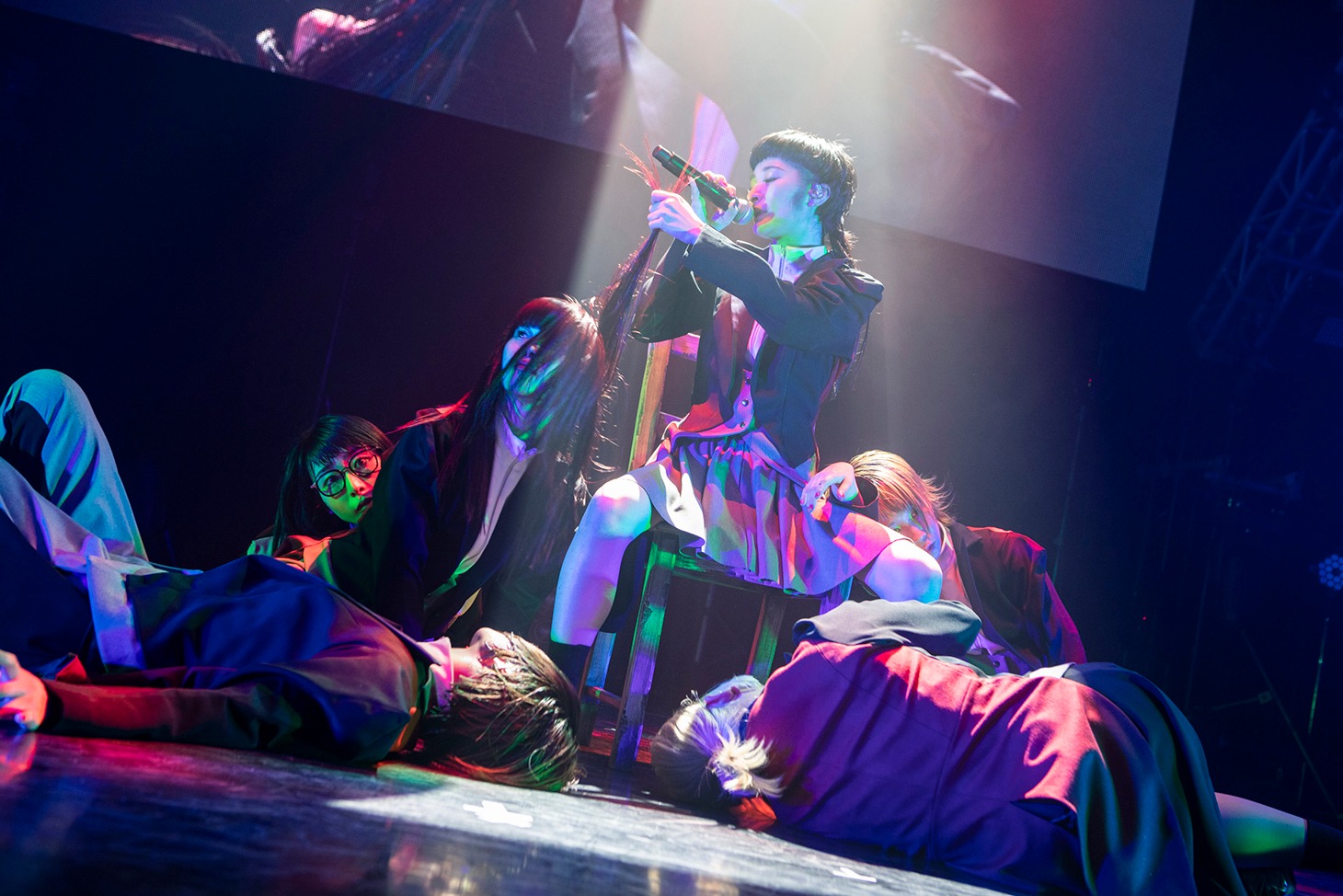 BiSH（Photo by Kenta Sotobayashi）