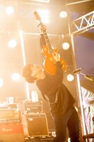 HIROKAZ（G）（撮影：ヤオタケシ）