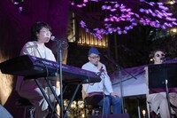 左から中村佳穂、senoo ricky、T.A.M.M.I。