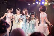 星歴13夜「星歴13夜 初ワンマンLIVE～13のよる～」の様子。（撮影：関上貴也）