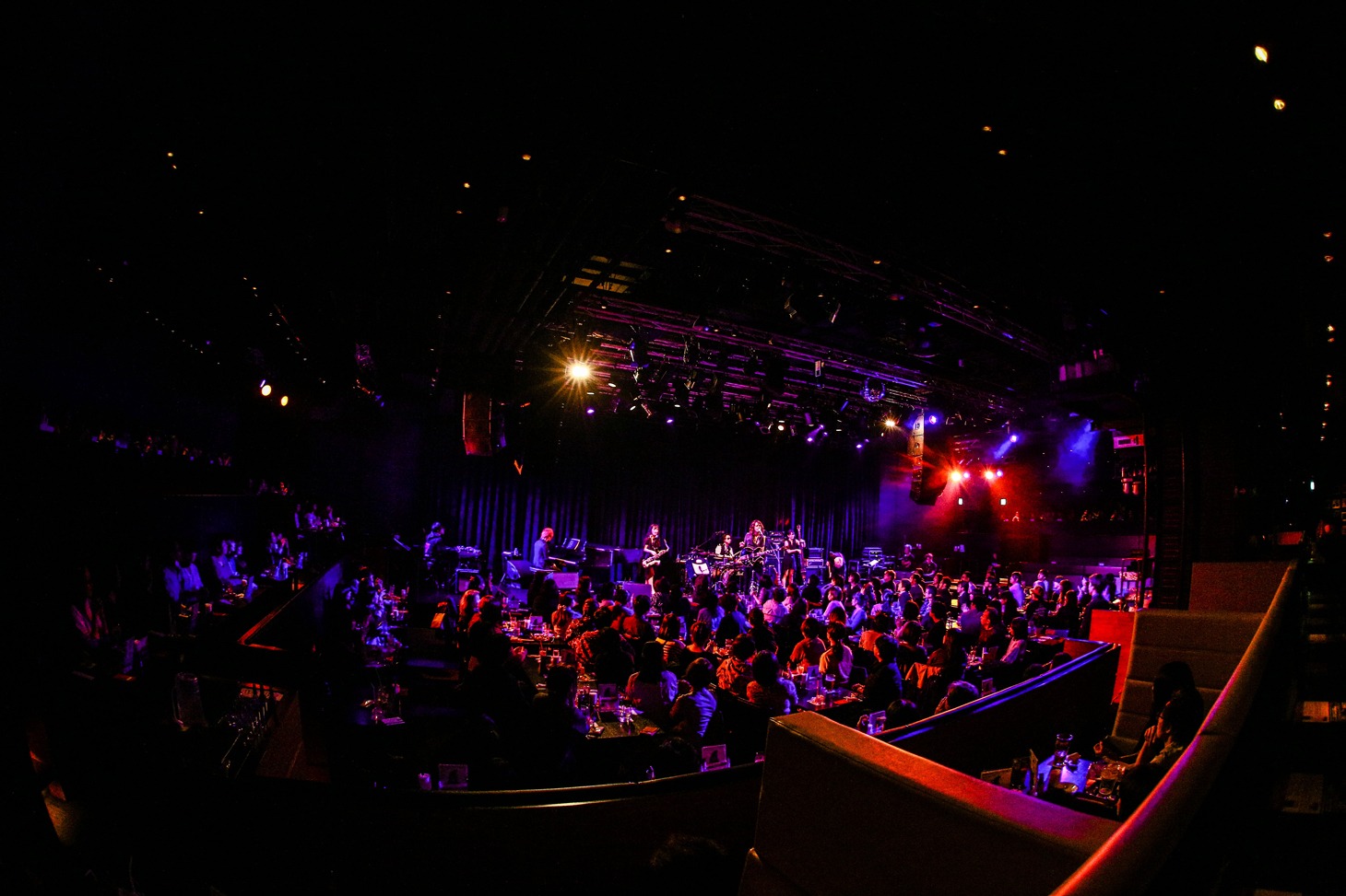 「Journey without a map 2019」大阪・Billboard Live OSAKA公演の様子。（撮影：渡辺一生）