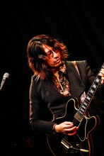 TAKURO（撮影：渡辺一生）