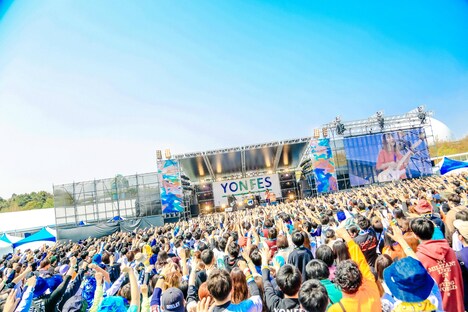 Hump Backのパフォーマンスの様子。（撮影：日吉“JP”純平）