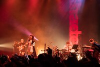 「iri Spring Tour 2019 "Shade"」東京・EX THEATER ROPPONNGI公演の様子。（撮影：田中聖太郎）