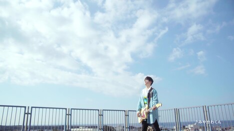 みやかわくん「キリンレモンのうた」スペシャルミュージックビデオのワンシーン。