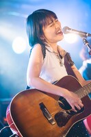 トクヒサレナ（撮影：コムラマイ）