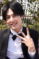 「次ナルTV-G」4年目もMCを務めるユースケ。