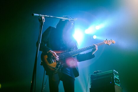 高松浩史（B）（撮影：宮下太輔）