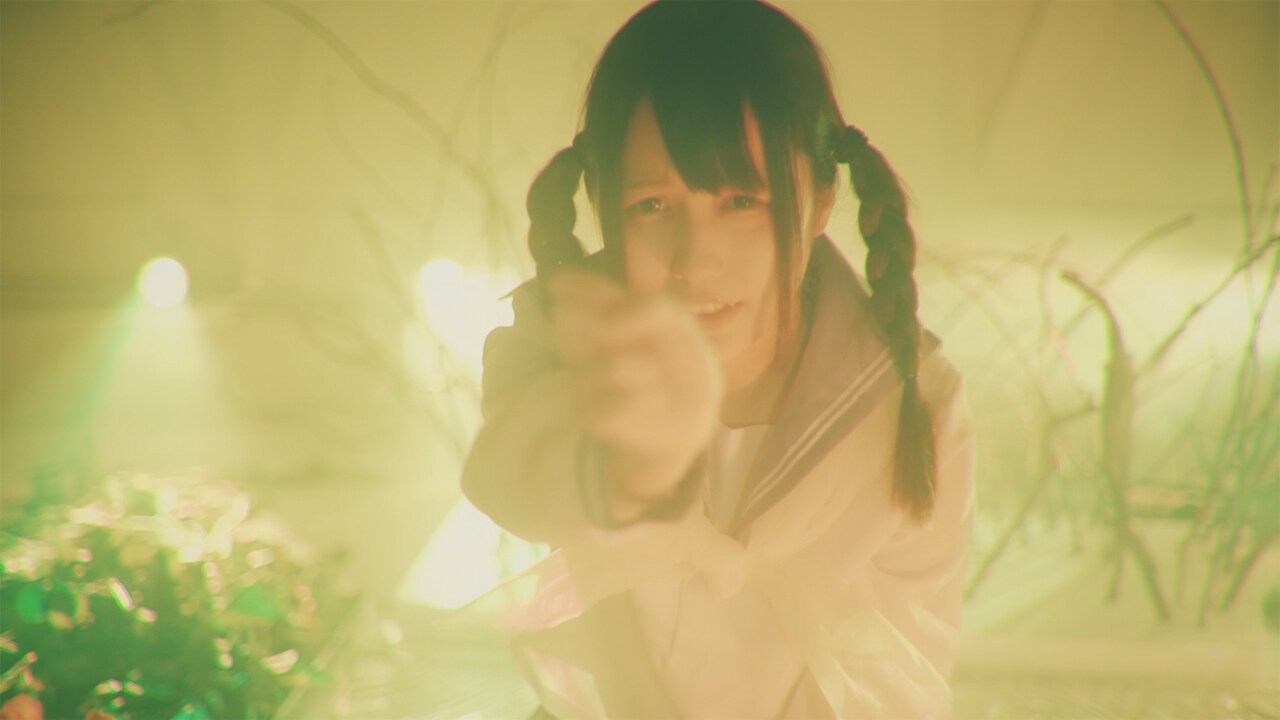 星歴13夜「愛し泡沫ト」MVのワンシーン。