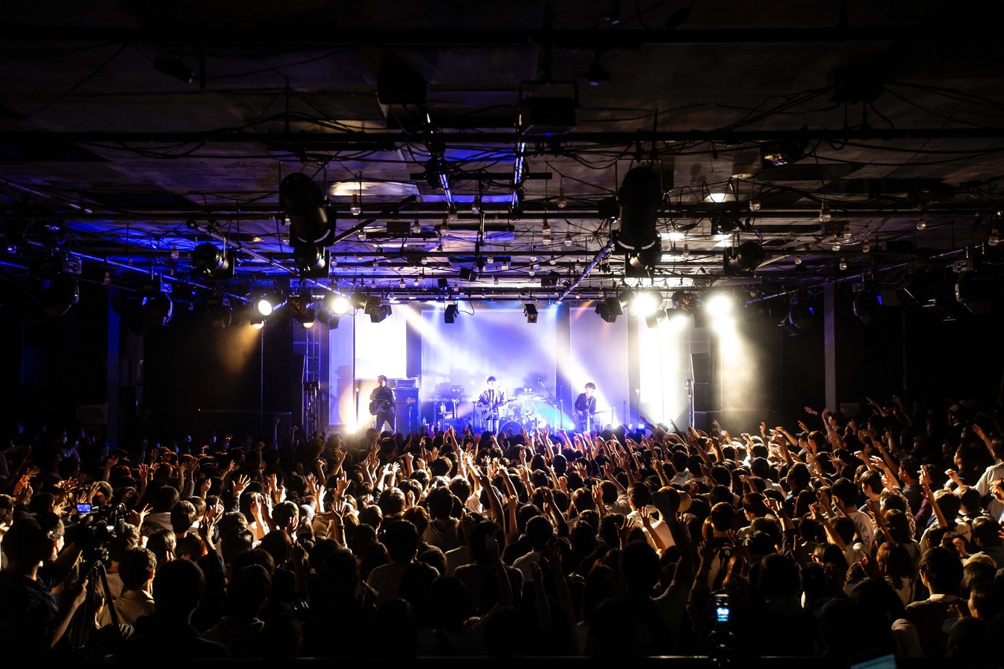 「須田景凪 TOUR 2019 "teeter"」東京・LIQUIDROOM公演の様子。