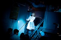 「ロイ-RoE- presents 2nd ONEMANSHOW at CIRCUS -飛行*-」の様子。（撮影：釘野孝宏）