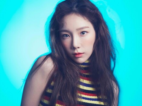 テヨン「VOICE」初回限定盤Bに付属するフォトブックより先行カット。