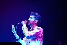 平井堅「Ken's Bar 20 th Anniversary Special!! Vol.4」大阪・大阪城ホール公演の様子。（撮影：渡邉一生）