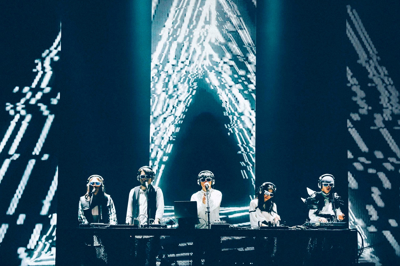 サカナクション「SAKANAQUARIUM 2019 “834.194” 6.1ch Sound Around Arena Session」千葉・幕張メッセ国際展示場9～11ホール公演の様子。（撮影：横山マサト）