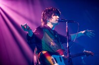 三原健司（Vo, G）（撮影：ハタサトシ）