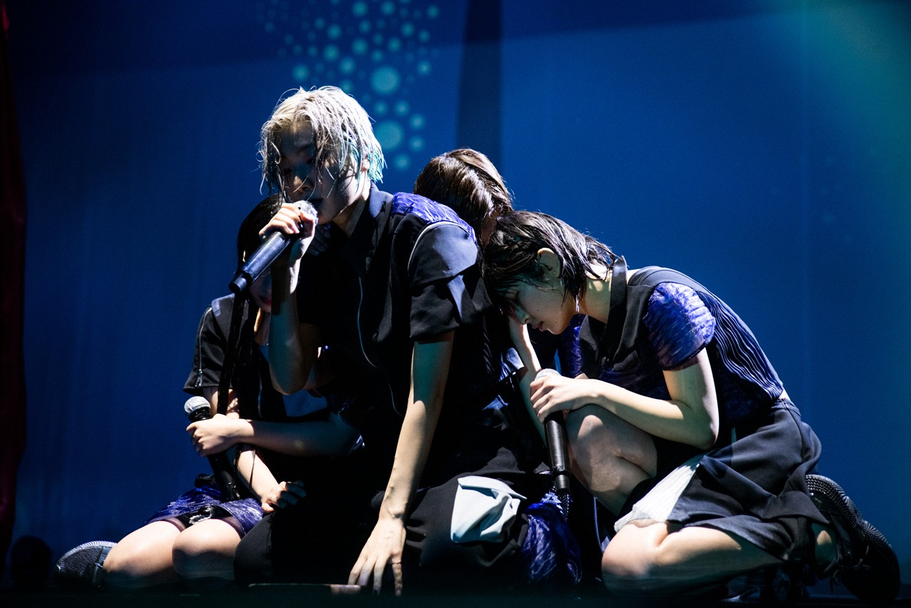 Maison book girl「Solitude HOTEL 7F」の様子。（撮影：稲垣謙一）