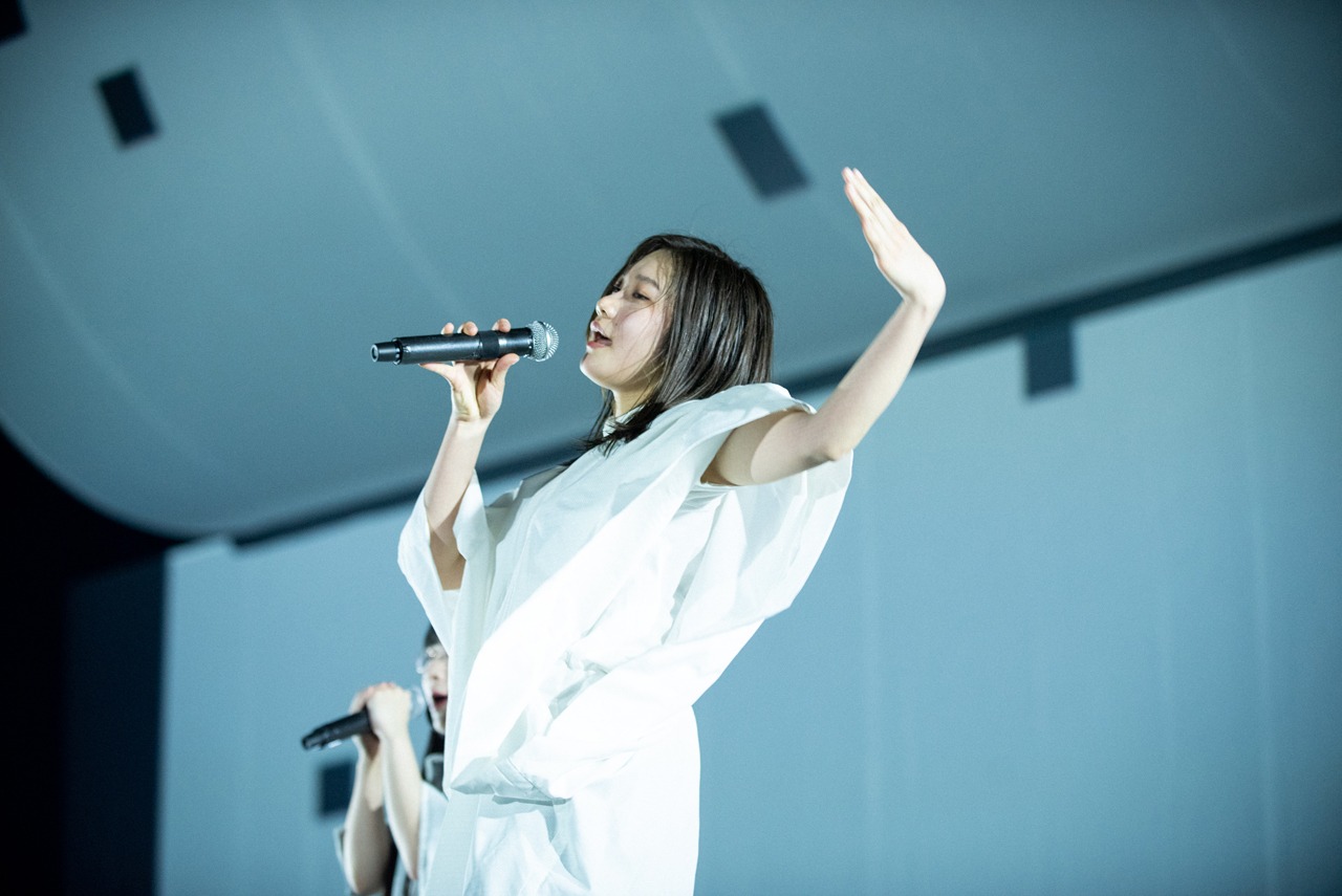 井上唯（撮影：稲垣謙一）