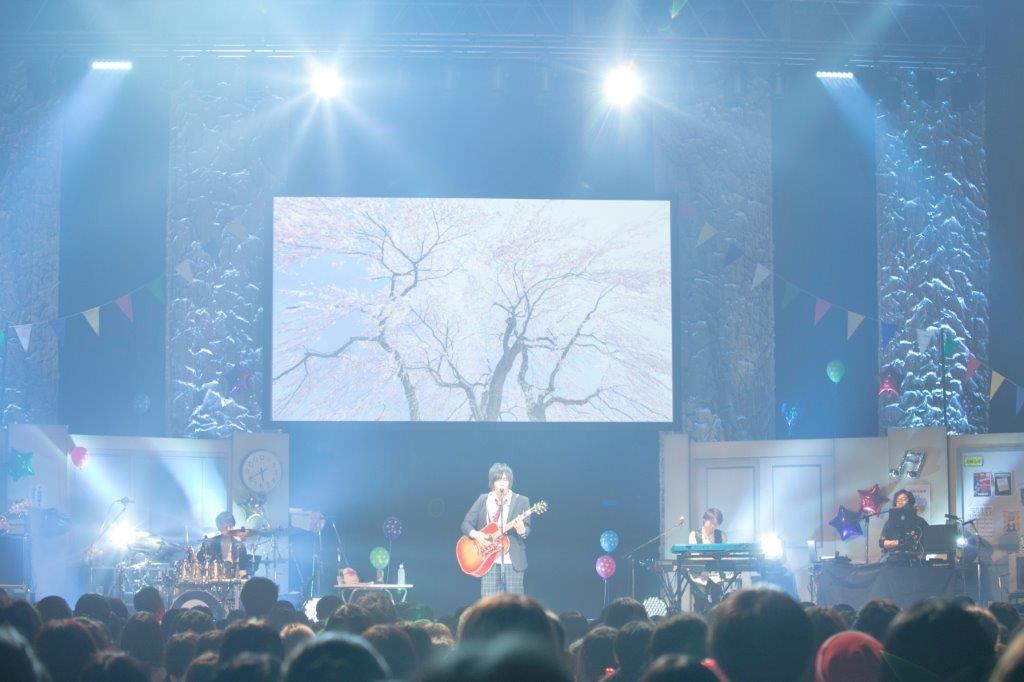 「天月-あまつき- スペシャルライブ」の様子。