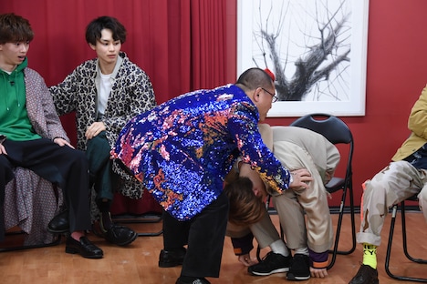 「催眠術で撮れ高足りてますか？」収録の様子。